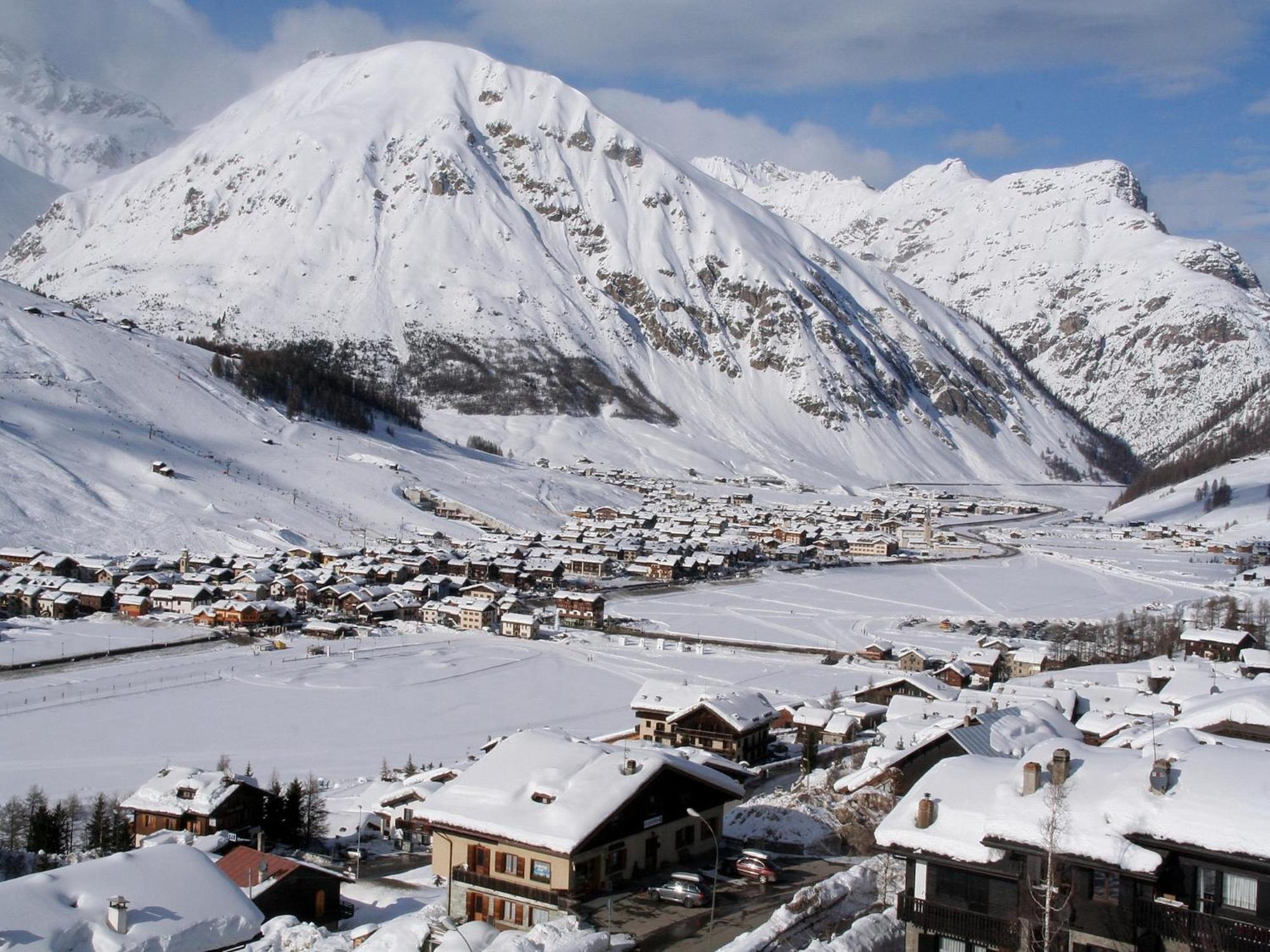 Apartment In Baita Only 200M From The Ski Lifts Ливиньо Екстериор снимка