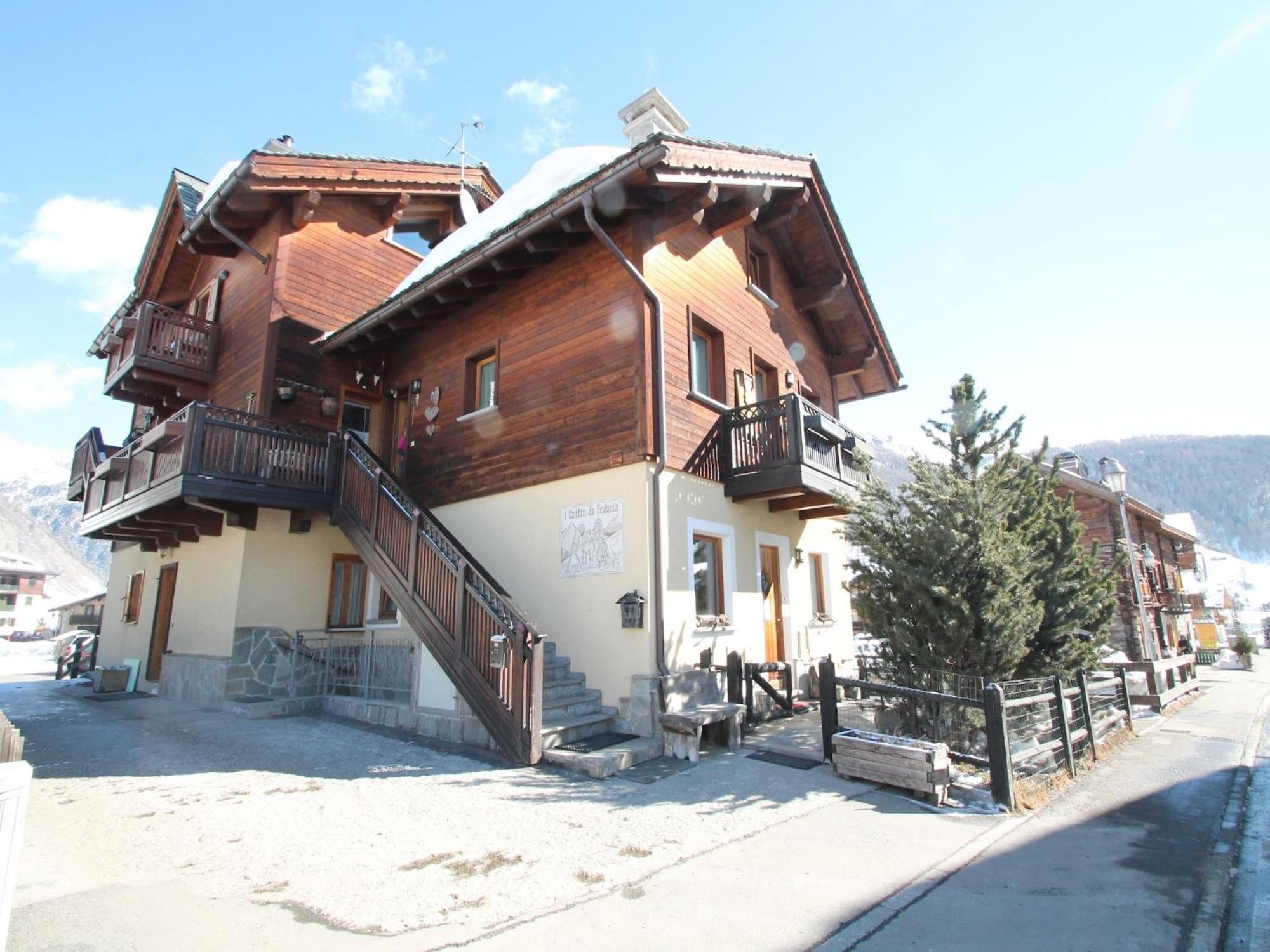 Apartment In Baita Only 200M From The Ski Lifts Ливиньо Екстериор снимка
